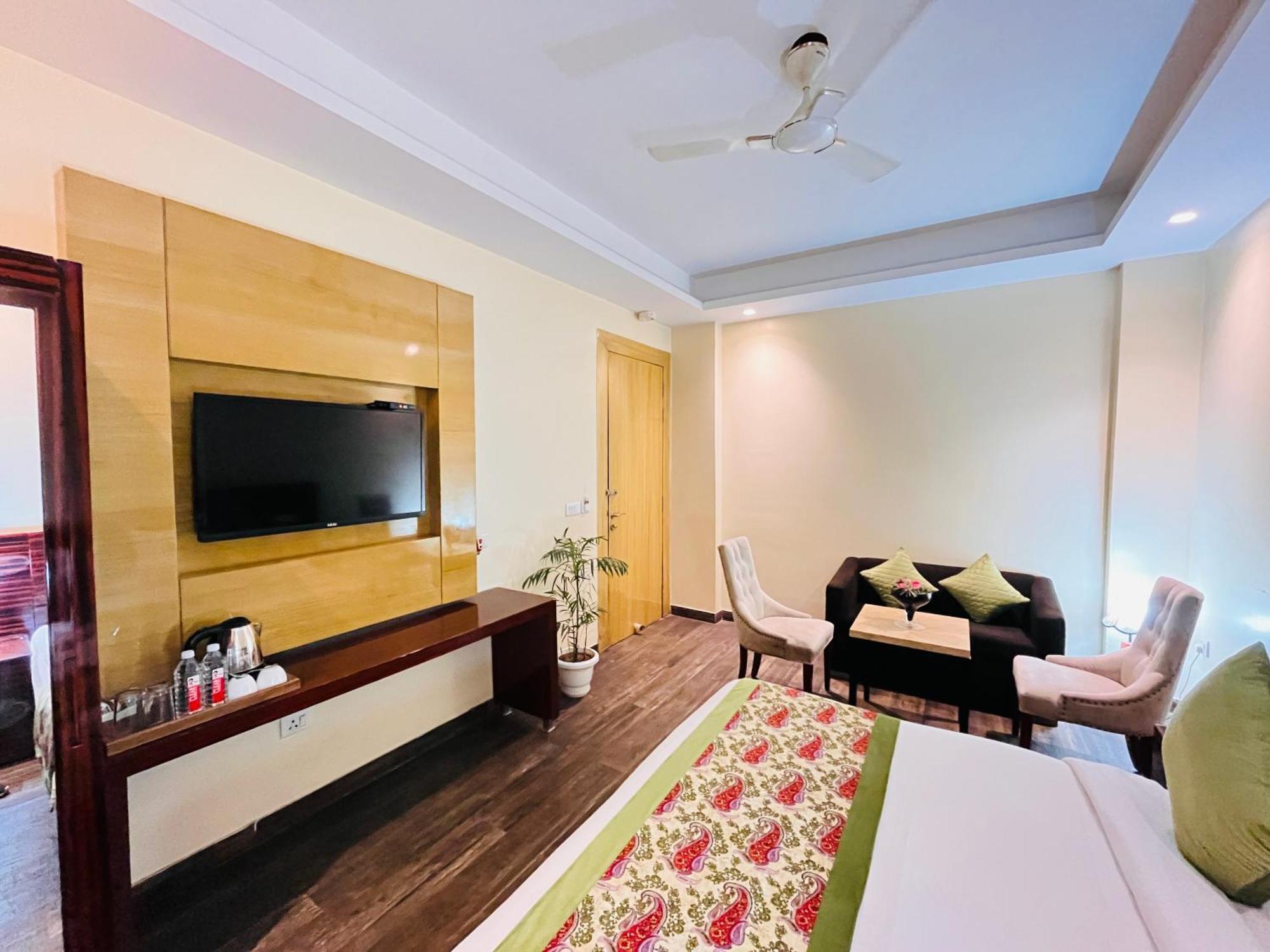 Hotel Banz Near Indira Gandhi Airport Delhi New Delhi Exterior photo