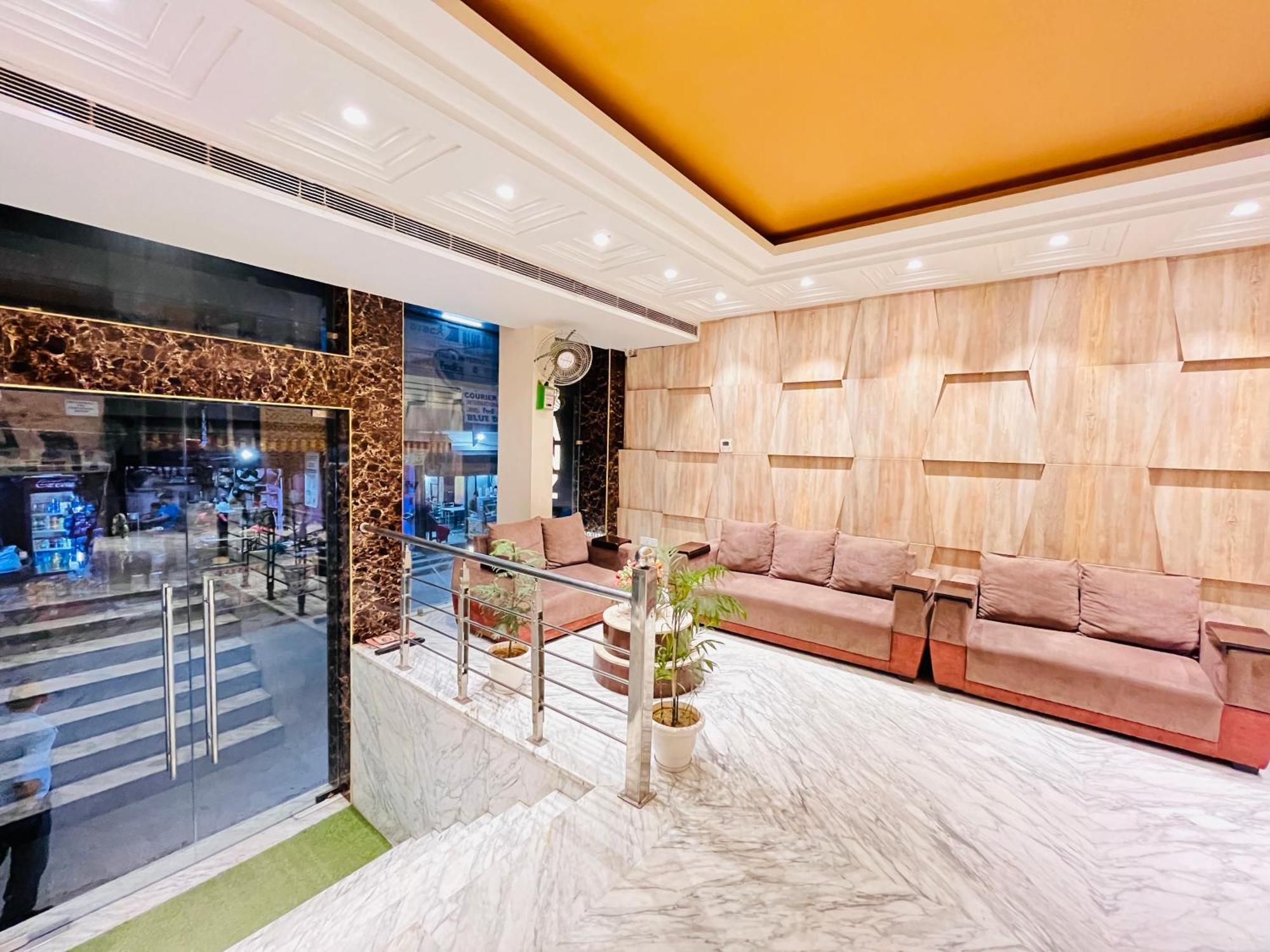Hotel Banz Near Indira Gandhi Airport Delhi New Delhi Exterior photo