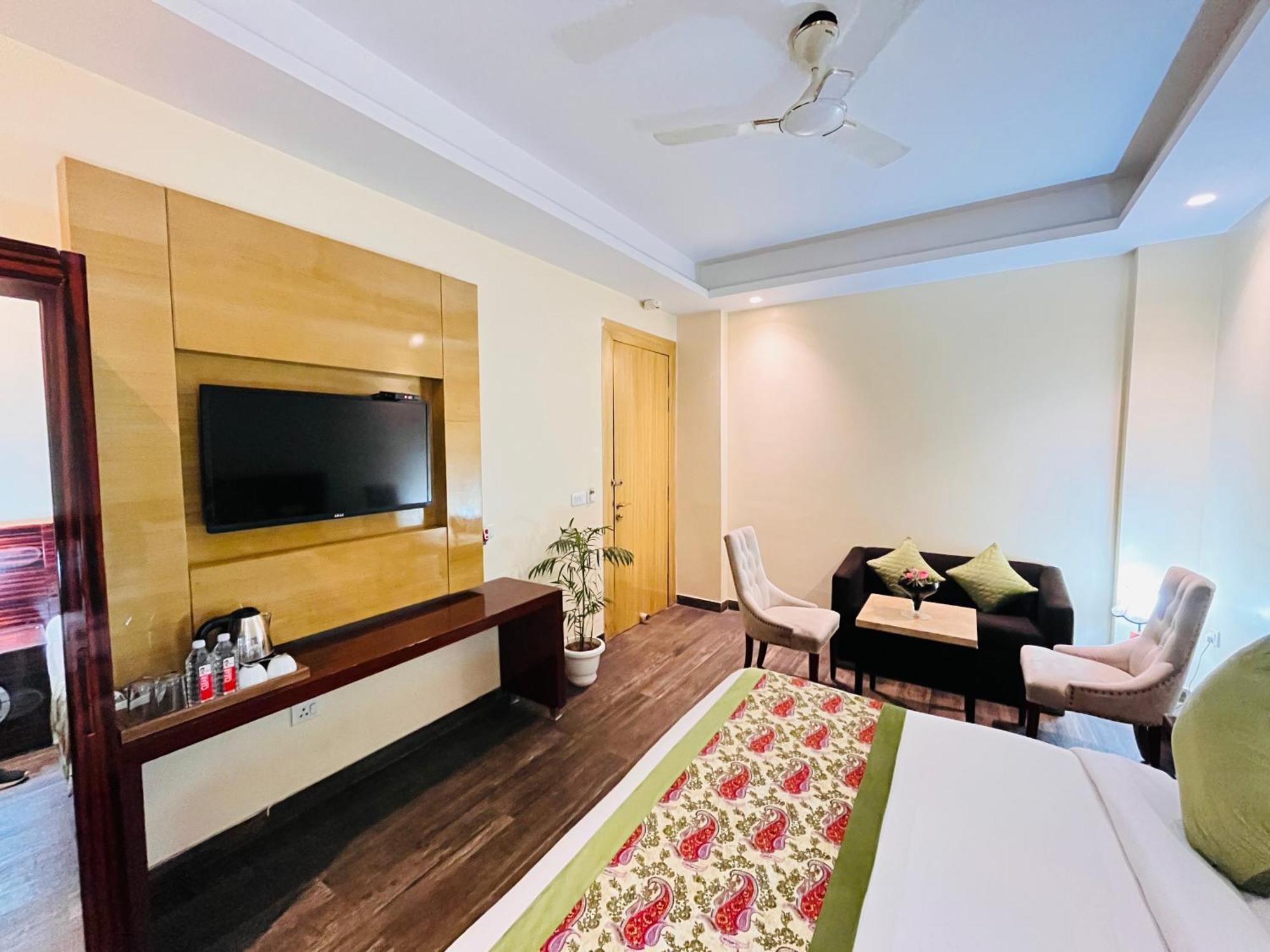 Hotel Banz Near Indira Gandhi Airport Delhi New Delhi Exterior photo