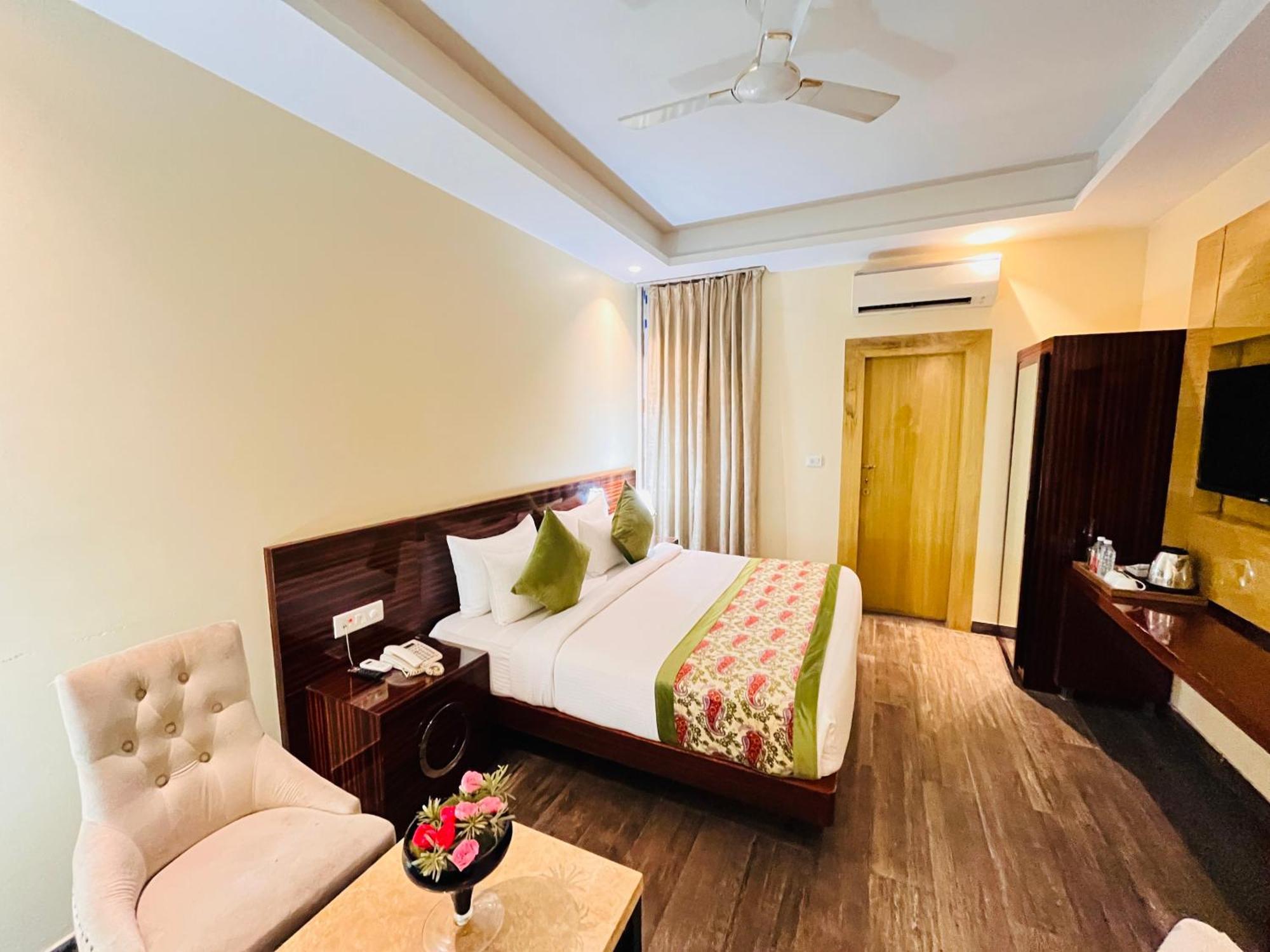 Hotel Banz Near Indira Gandhi Airport Delhi New Delhi Exterior photo